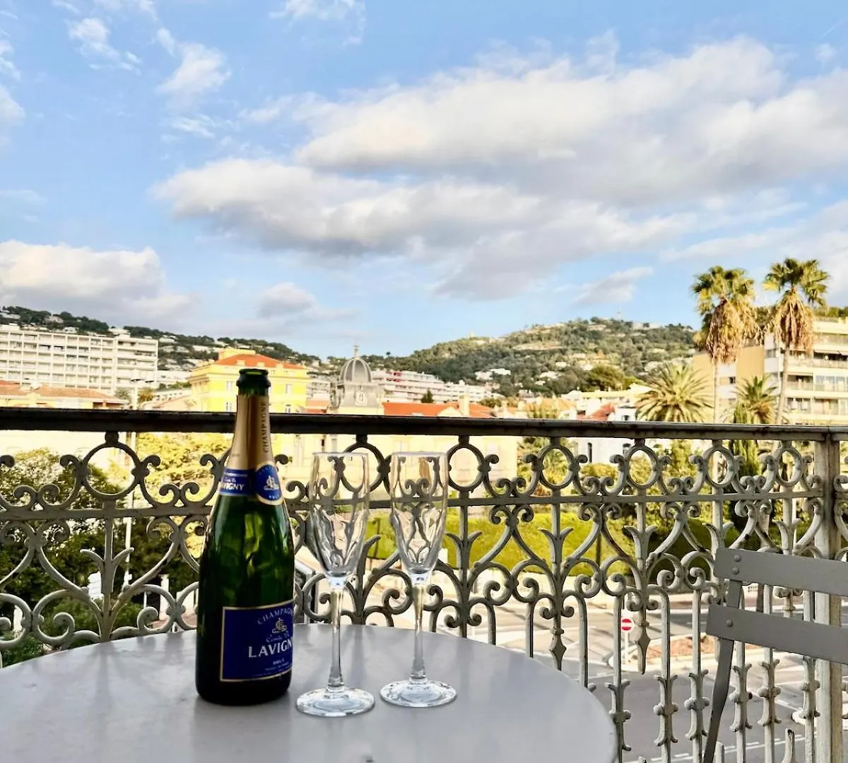 Apartment French Classic Apartm 2 Bedroom Best Location Cannes